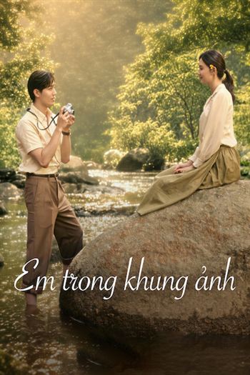 Em Trong Khung Ảnh